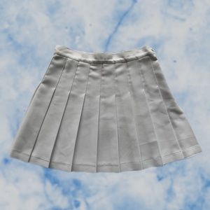 American Apparel tennis skirt, perfect condition